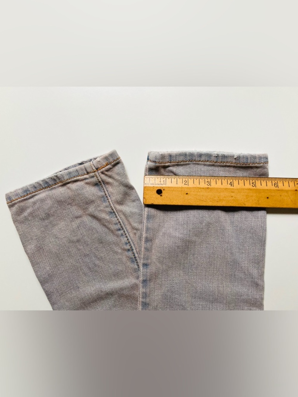 Vintage American Eagle Light Wash Skinny Jeans Gray Blue with Pink undertones - Picture 5 of 9